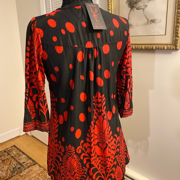 Tunic - Size S - Picture 2 of 4